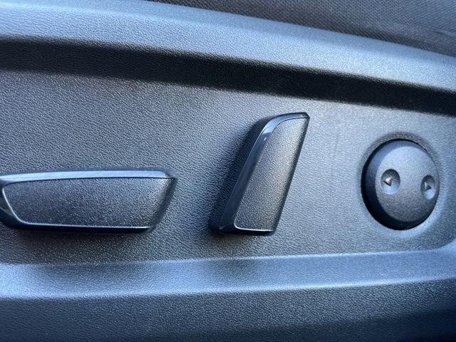 Used 2021 Nissan Rogue SV image 11