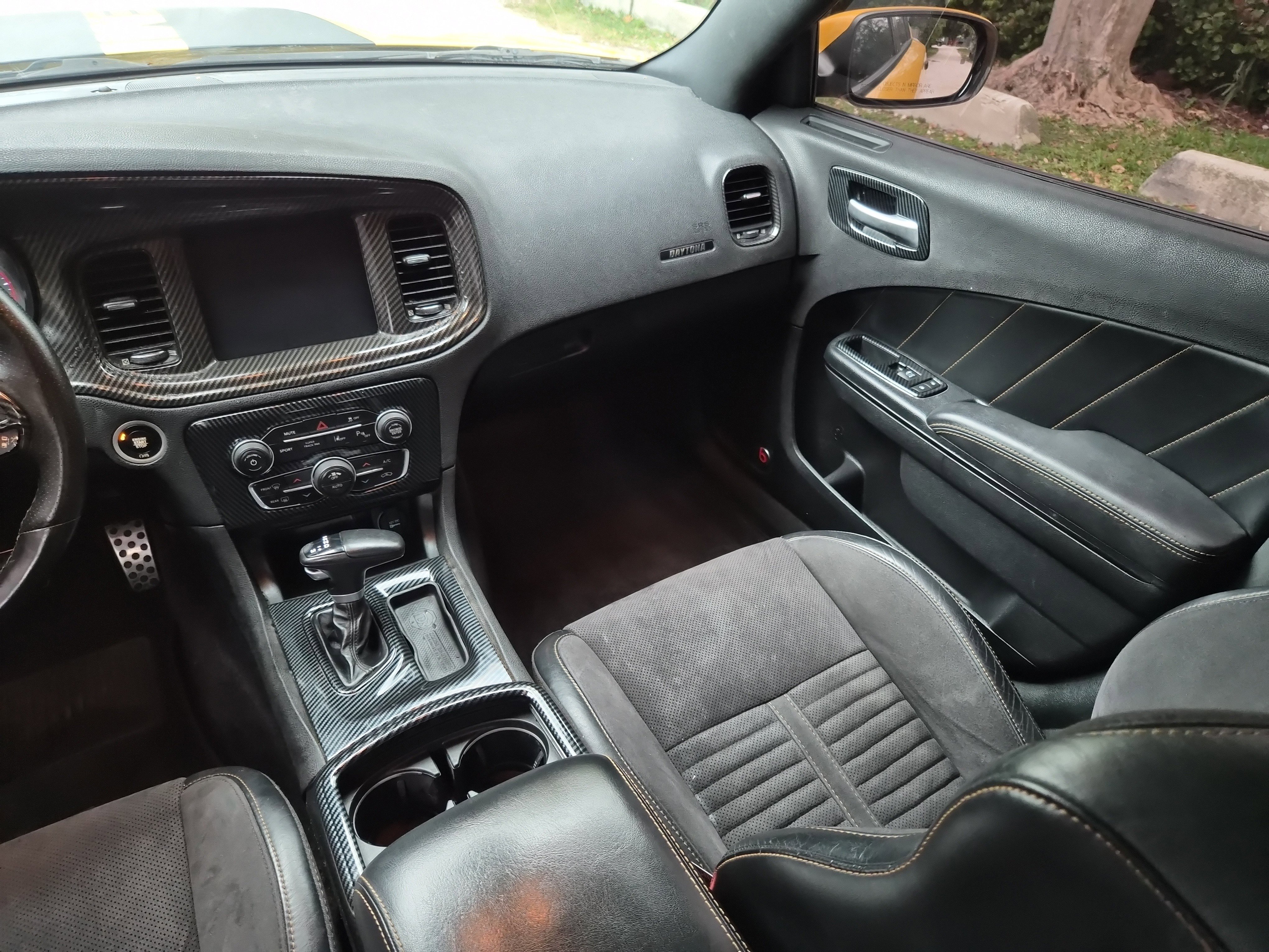 Used 2017 Dodge Charger R/T image 14