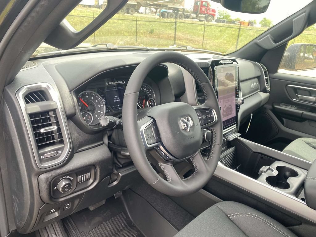 New 2026 RAM 1500 Big Horn AWD/4WD image 18