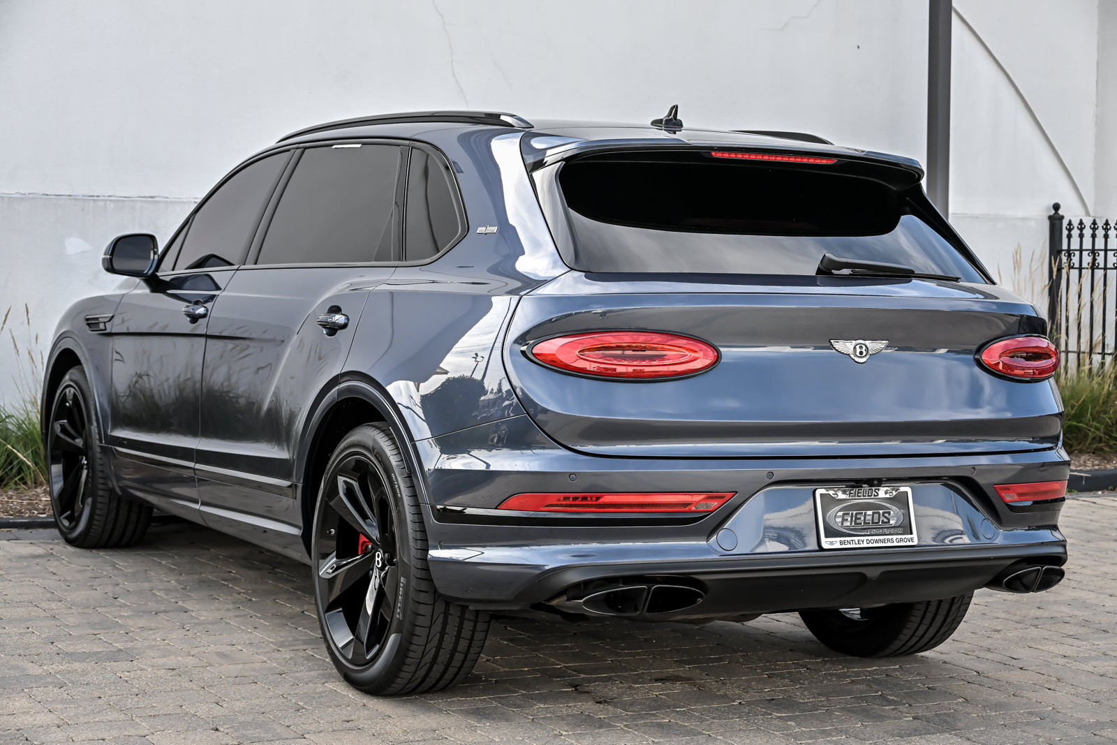 Certified 2023 Bentley Bentayga Extended Wheelbase AWD/4WD image 11