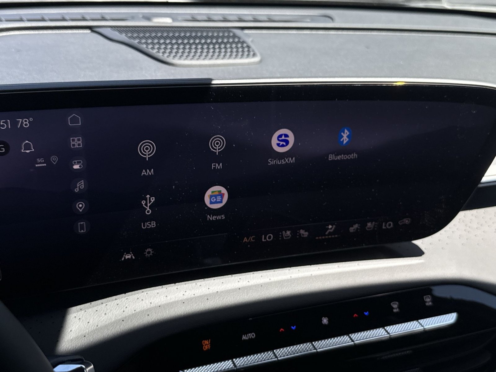 New 2026 Buick Enclave Avenir w/ Super Cruise Package FWD image 18
