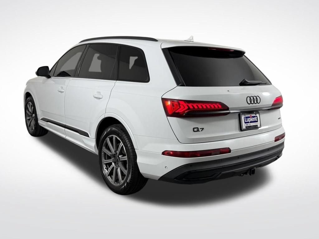 Used 2023 Audi Q7 2.0T Premium Plus w/ Premium Plus Package AWD/4WD image 12