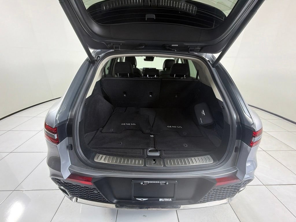Used 2023 Genesis GV70 2.5T w/ Advanced Package AWD/4WD image 33