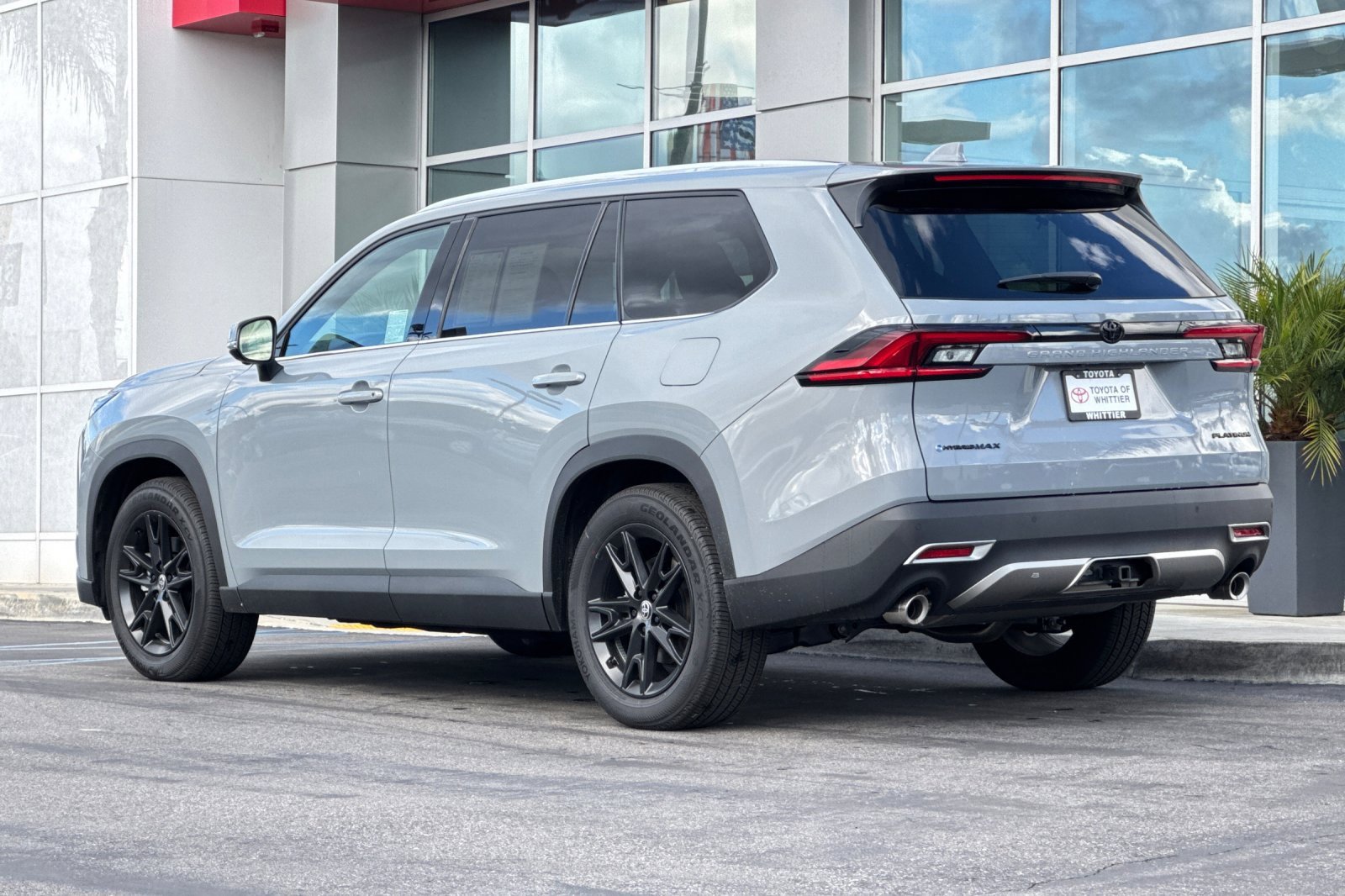 Certified 2025 Toyota Grand Highlander MAX Platinum image 8