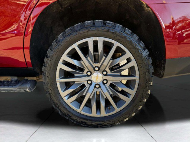 Used 2023 Chevrolet Tahoe Z71 w/ Luxury Package AWD/4WD image 55