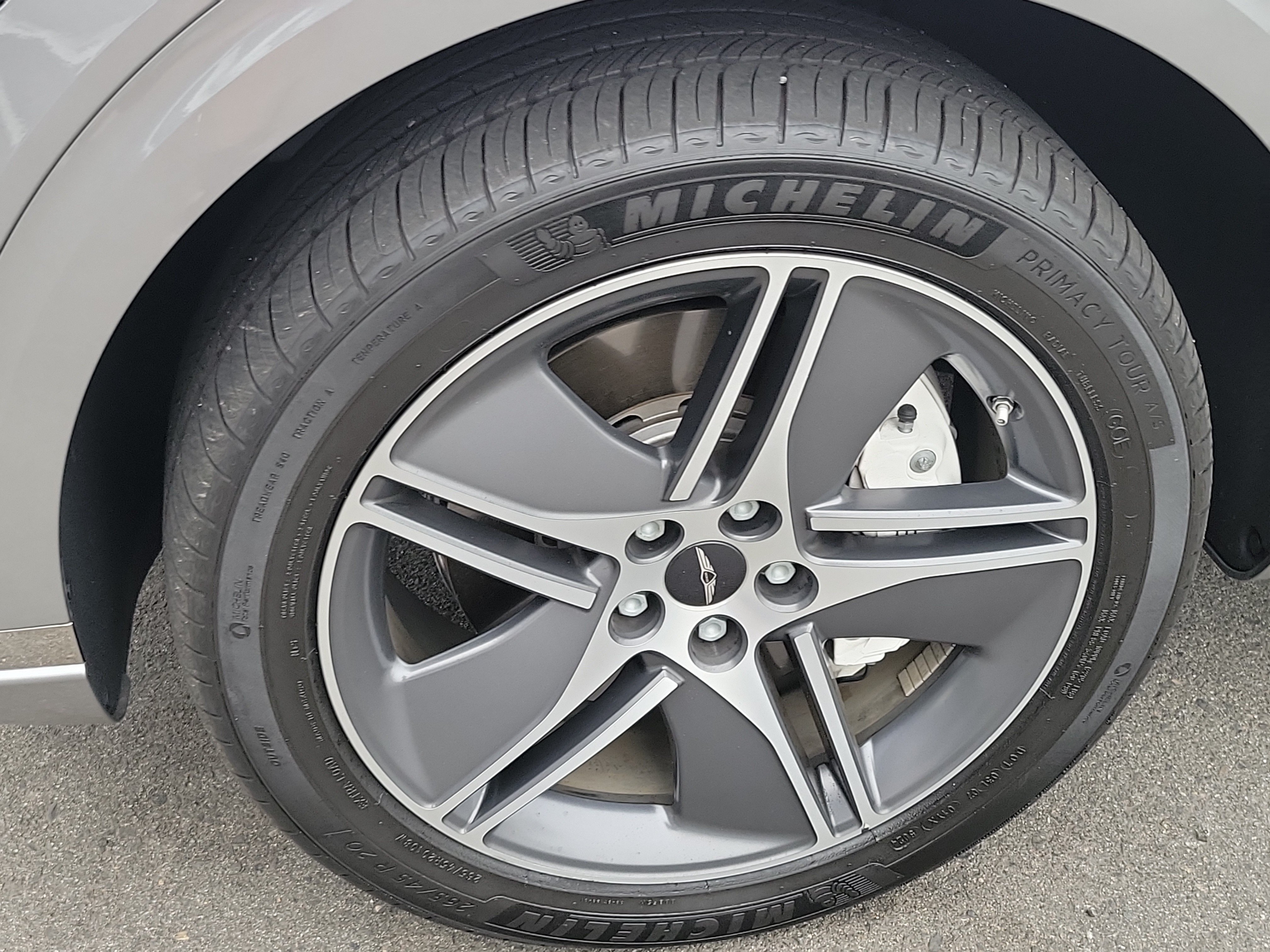 Certified 2026 Genesis Electrified GV70 Prestige AWD/4WD image 9