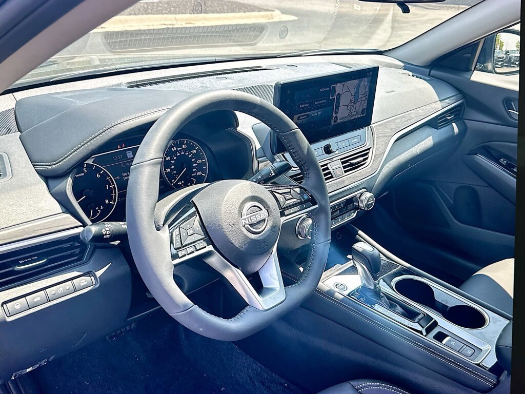 New 2025 Nissan Altima 2.5 SL image 4