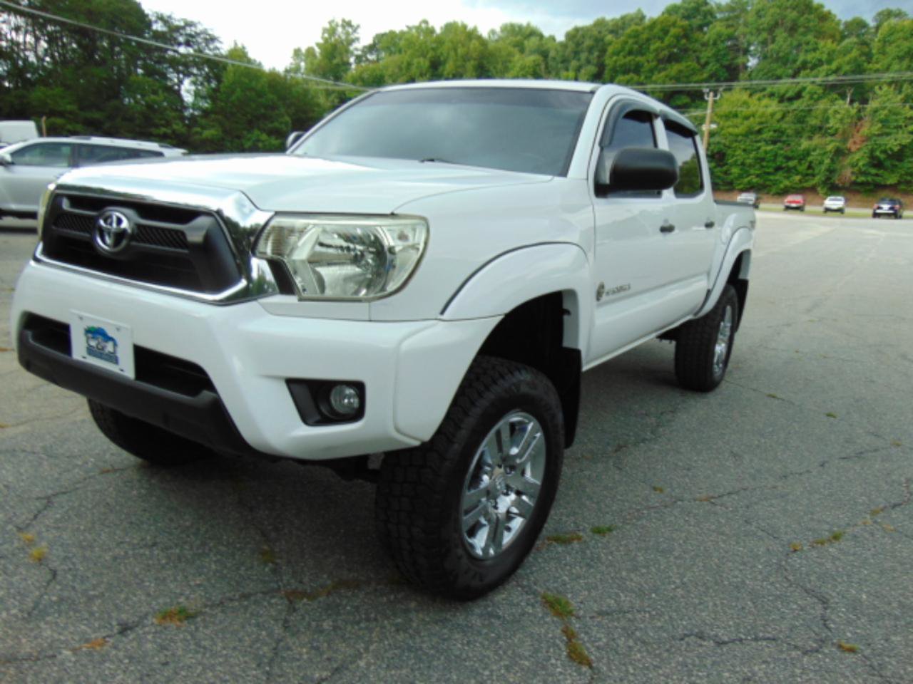 Used 2013 Toyota Tacoma 4x4 Double Cab w/ SR5 Pkg image 19