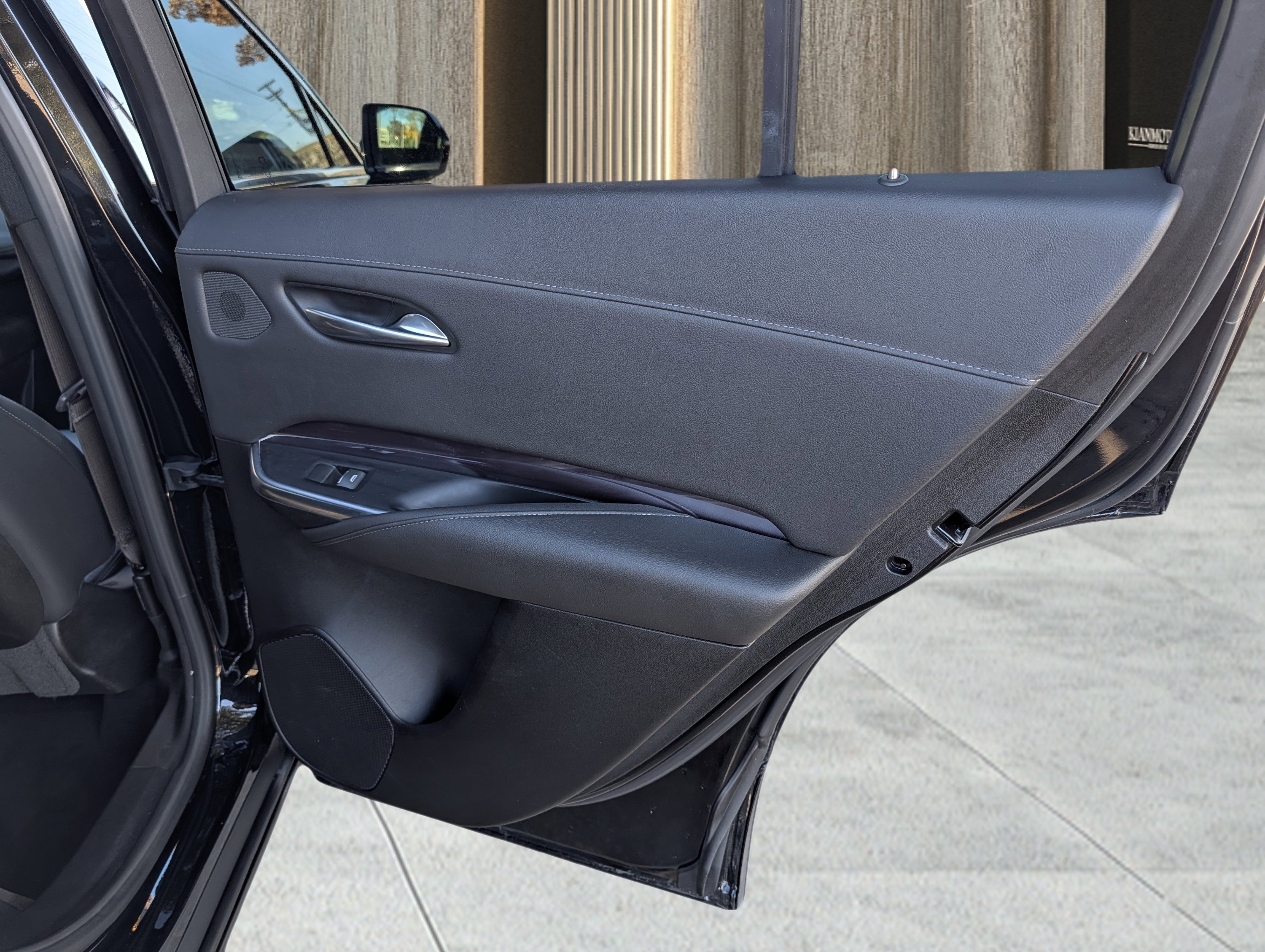 Used 2023 Cadillac XT4 Luxury w/ Cold Weather Package image 59