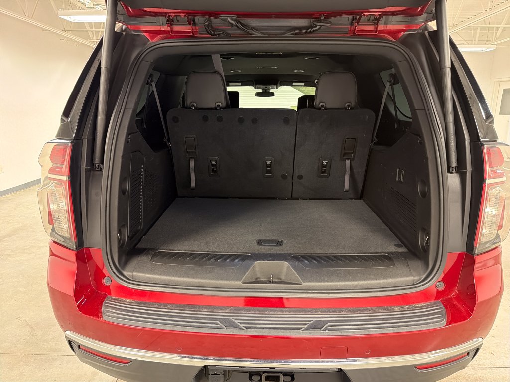 Used 2021 Chevrolet Suburban LT w/ Rear Media and Nav Package RWD image 19