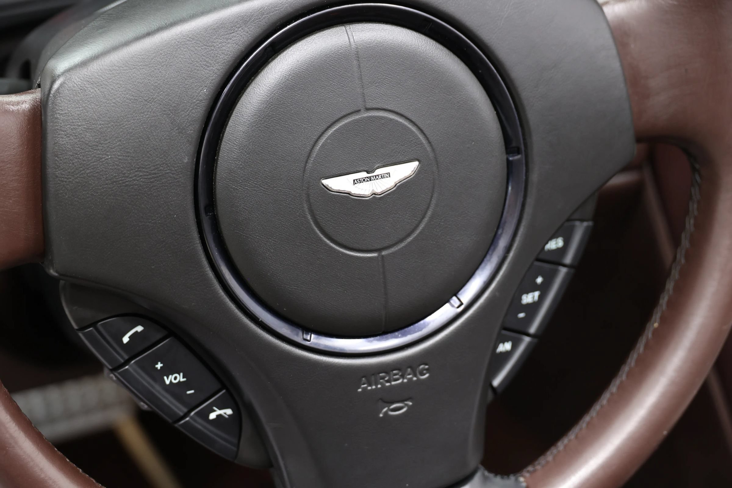 Used 2016 Aston Martin DB9 GT RWD image 26