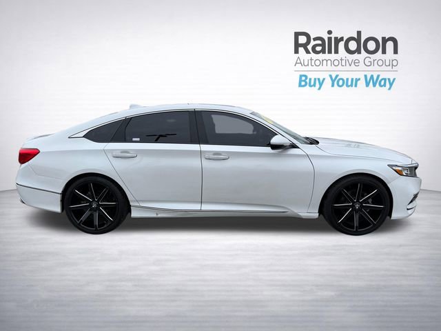 Used 2018 Honda Accord Touring image 10