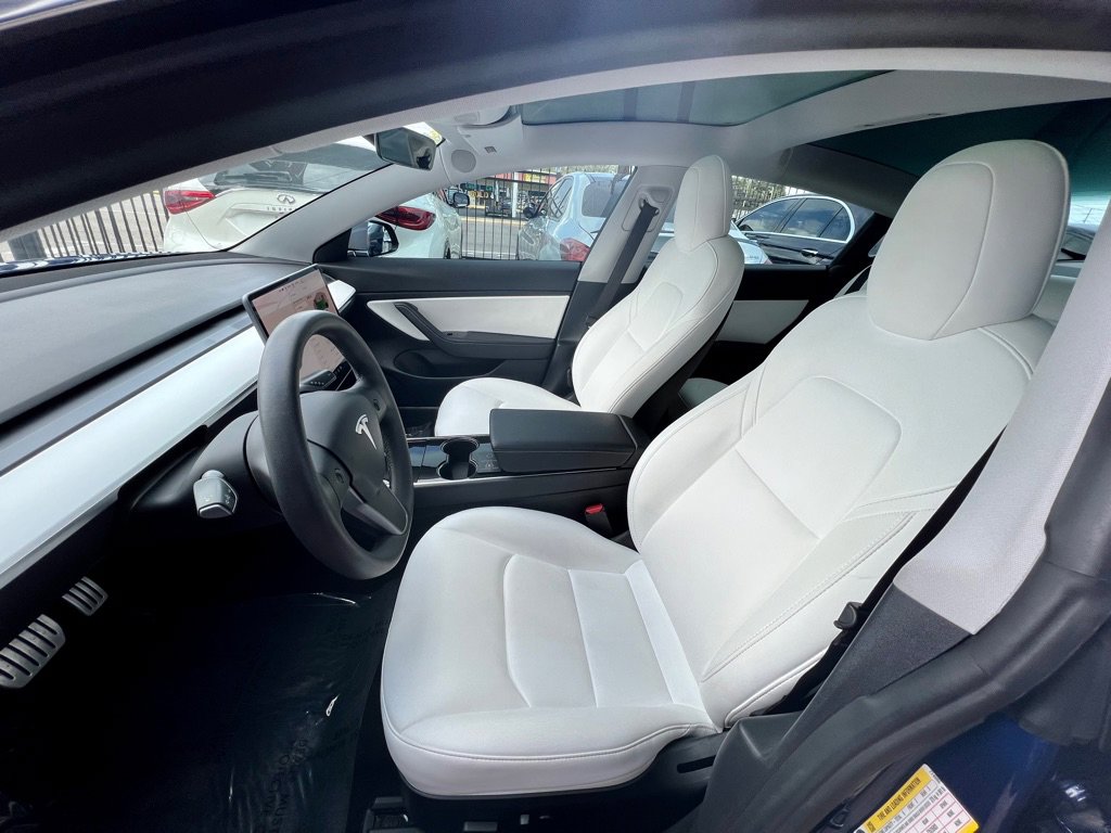 Used 2020 Tesla Model 3 Performance image 39