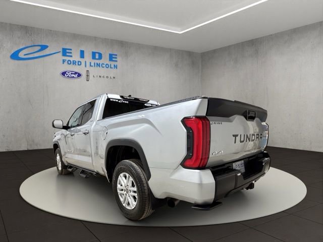 Used 2022 Toyota Tundra SR5 w/ SR5 Premium Package image 8