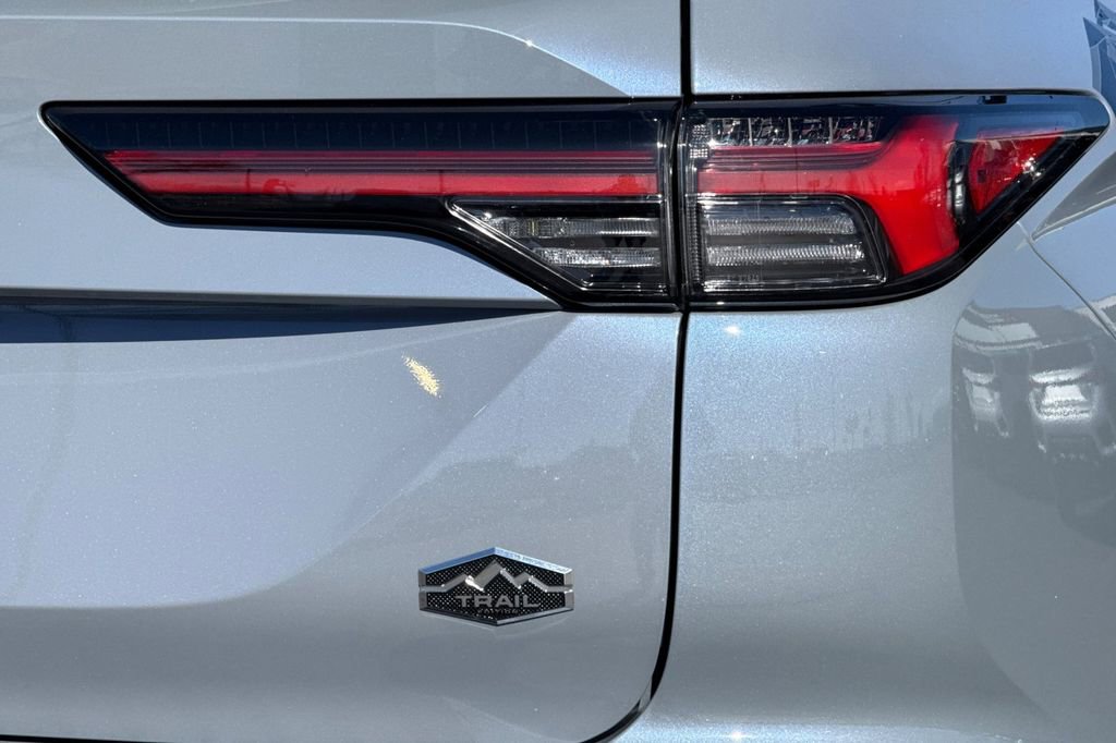 New 2026 Mitsubishi Outlander AWD image 26
