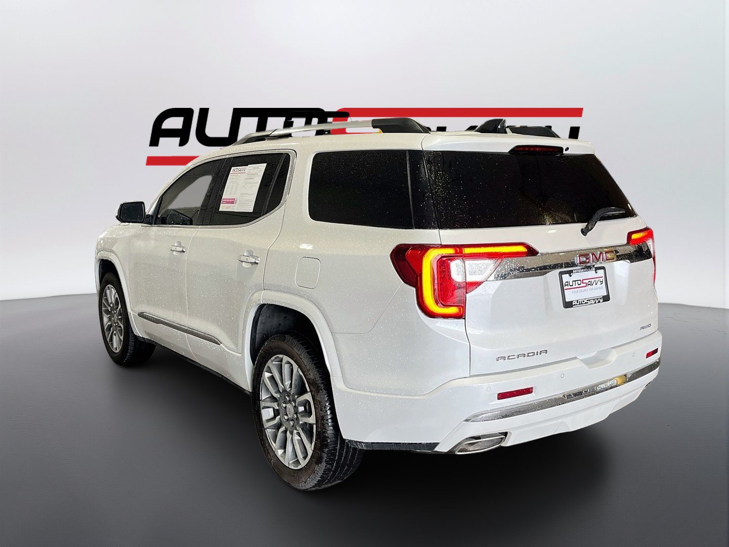 Used 2023 GMC Acadia AT4 w/ Preferred Package AWD/4WD image 5