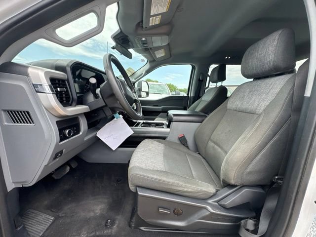 Used 2025 Ford F250 XLT w/ FX4 Off-Road Package AWD/4WD image 2