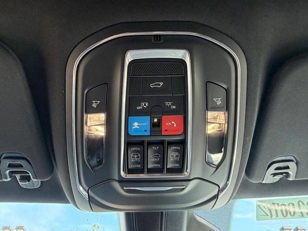 New 2026 Jeep Grand Wagoneer Limited AWD/4WD image 26
