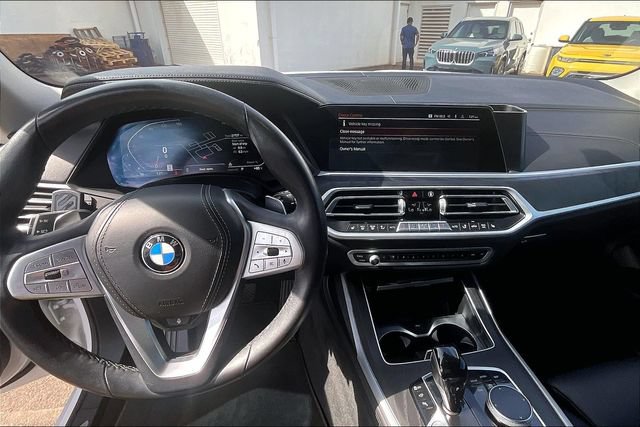 Used 2022 BMW X7 xDrive40i w/ Premium Package AWD/4WD image 14