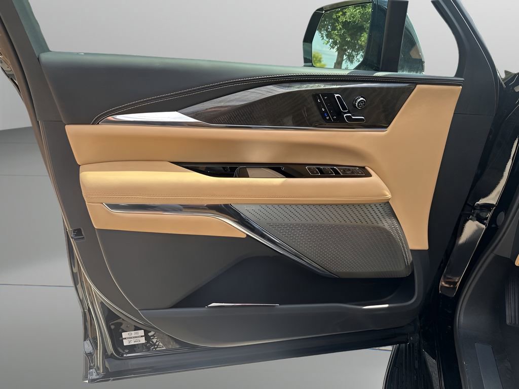 New 2026 Cadillac Escalade IQ Sport 2 w/ LPO, ONYX Package image 25