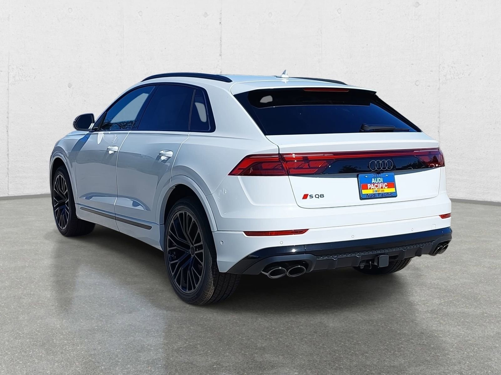 New 2026 Audi SQ8 Prestige image 7