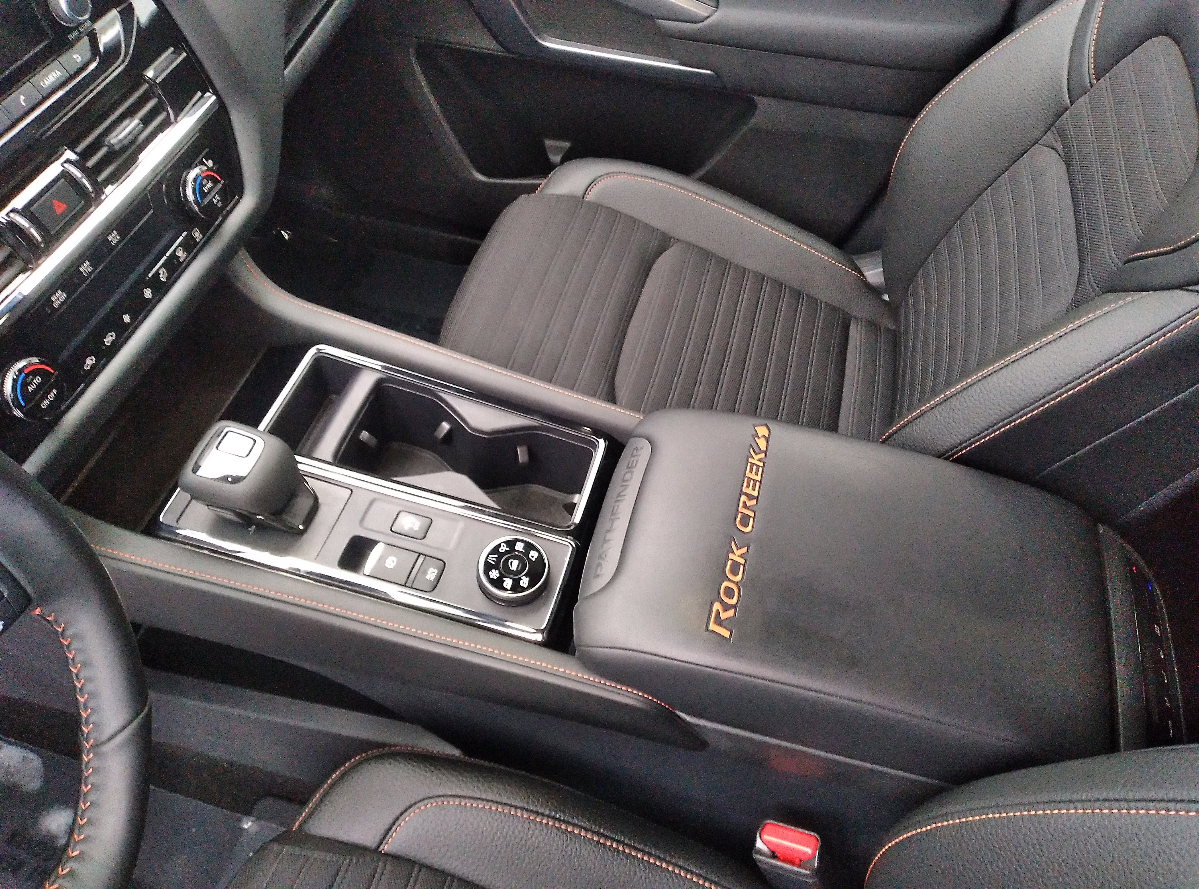 Used 2024 Nissan Pathfinder Rock Creek image 19