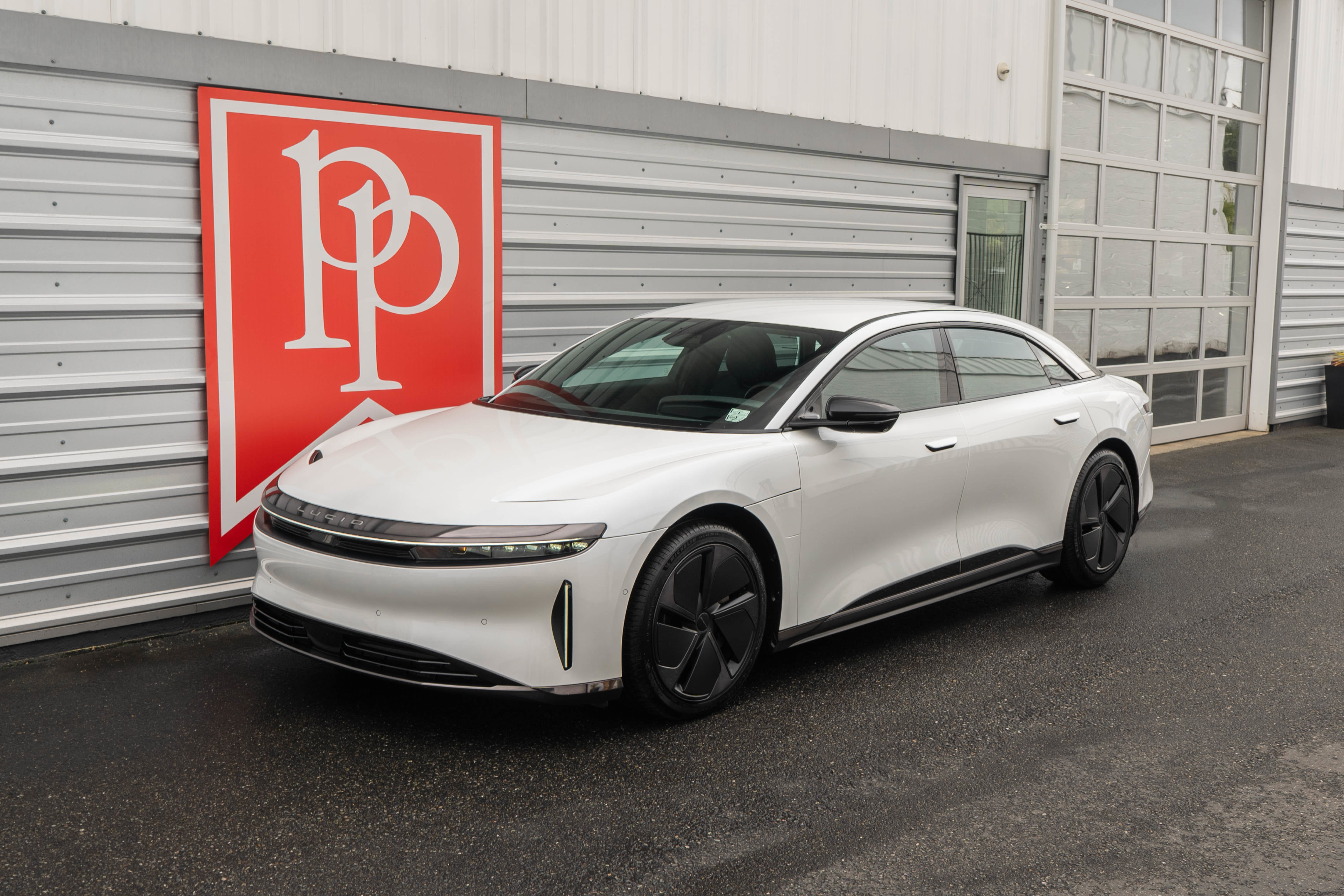 Used 2024 Lucid Air Touring AWD/4WD image 34