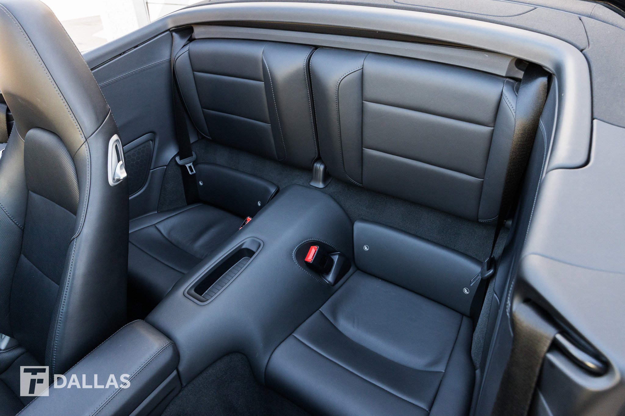 Used 2018 Porsche 911 Turbo image 32