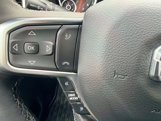 New 2026 RAM 1500 4x4 Crew Cab image 32