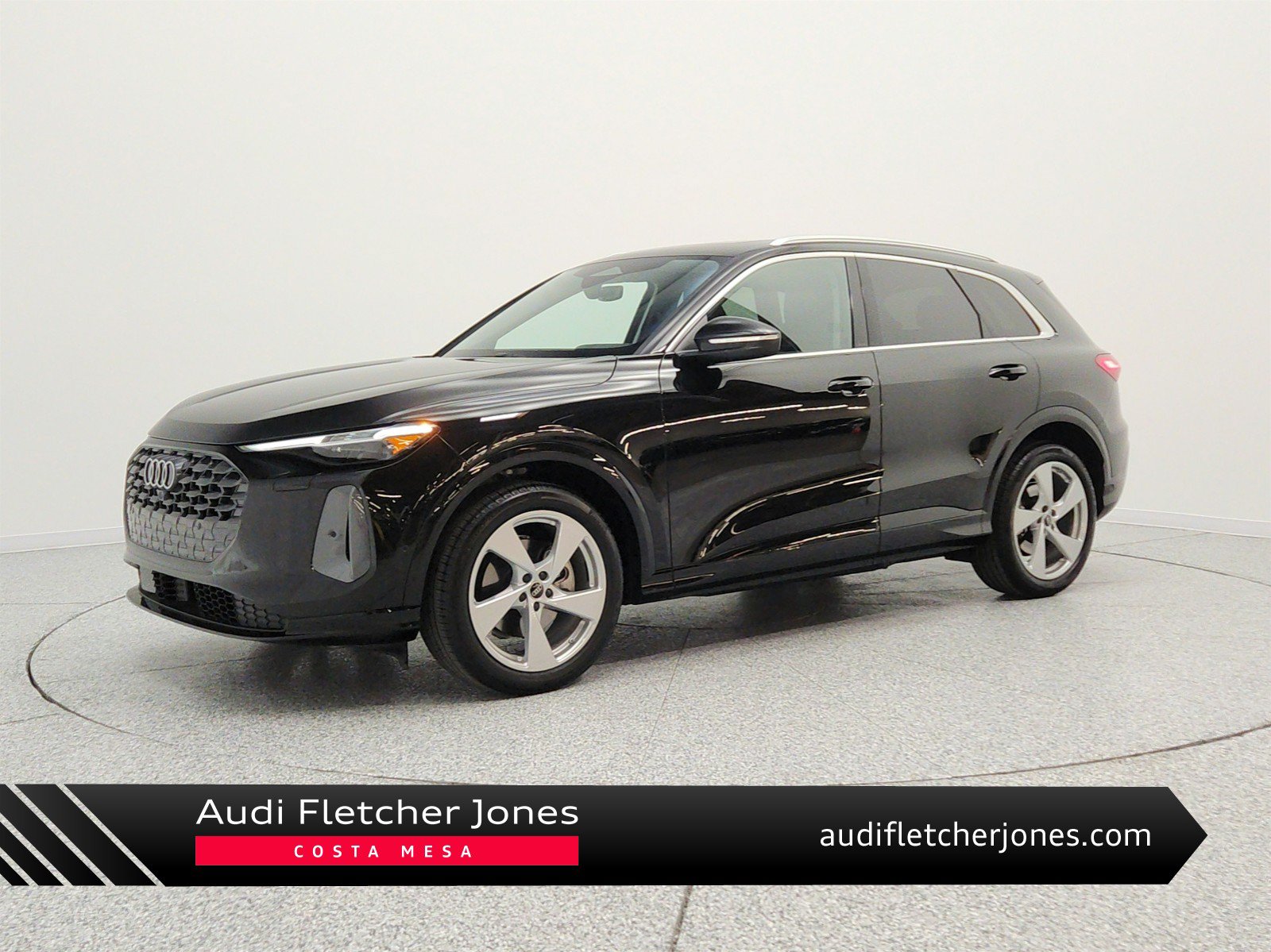 Used 2025 Audi Q5 Prestige AWD/4WD image 1