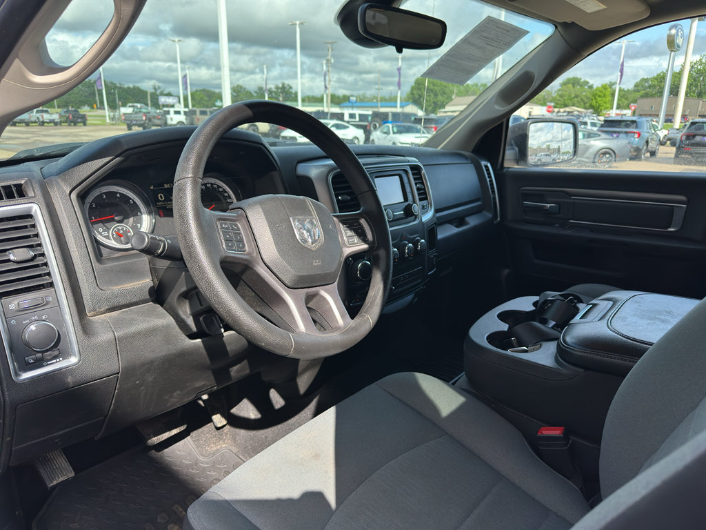Used 2022 RAM 1500 Classic SLT w/ Protection Group AWD/4WD image 11