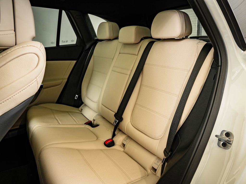 New 2026 Mercedes-Benz GLC 300 4MATIC image 42