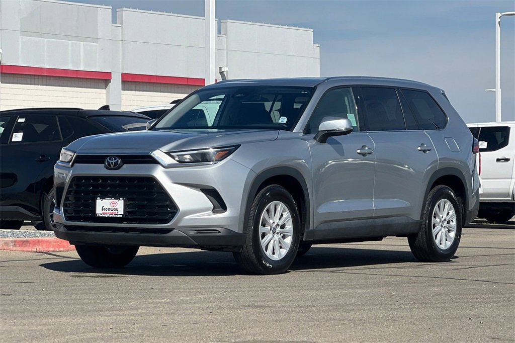 Certified 2025 Toyota Grand Highlander AWD image 10