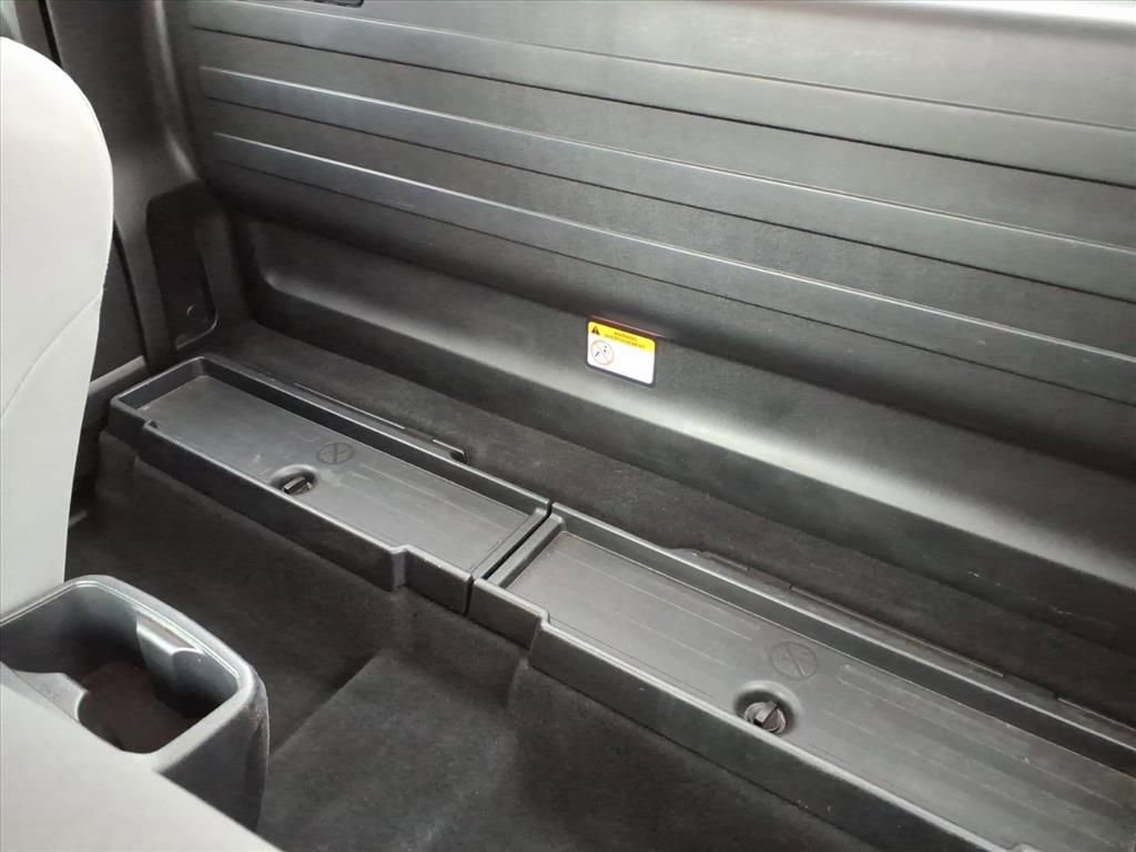 Used 2020 Toyota Tacoma SR image 12