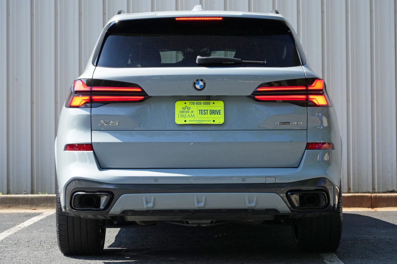 Used 2024 BMW X5 sDrive40i w/ M Sport Package RWD image 11