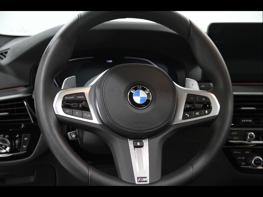 Certified 2023 BMW 540i xDrive w/ M Sport Package image 7