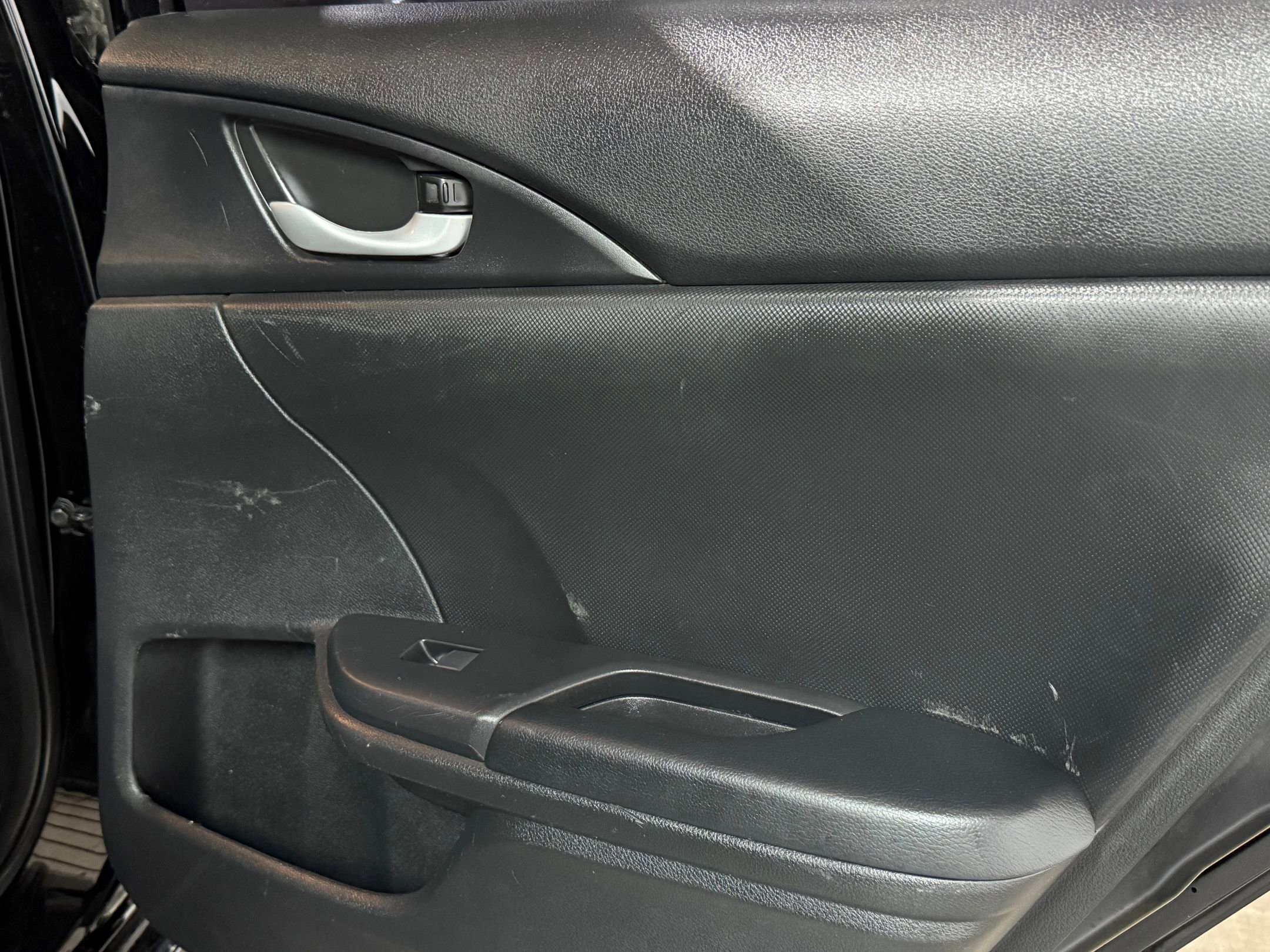 Used 2020 Honda Civic Sport image 36