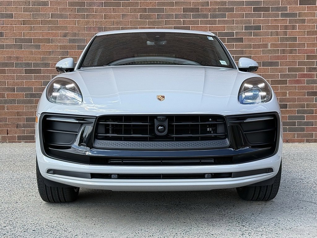 New 2026 Porsche Macan image 10