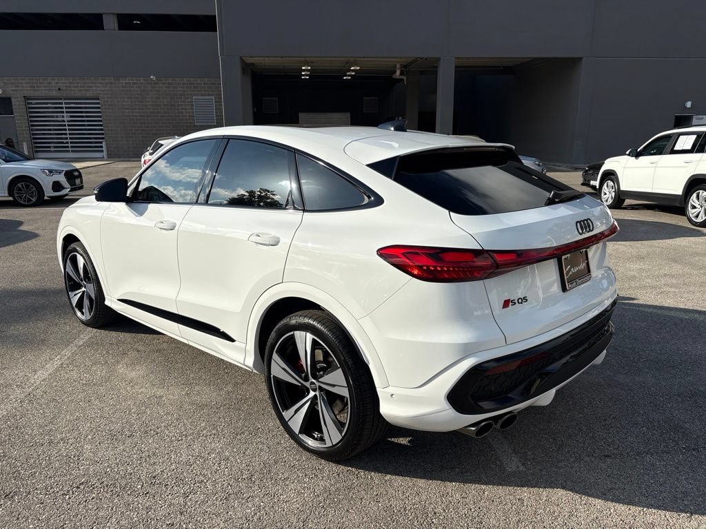 New 2026 Audi SQ5 Prestige AWD/4WD image 8