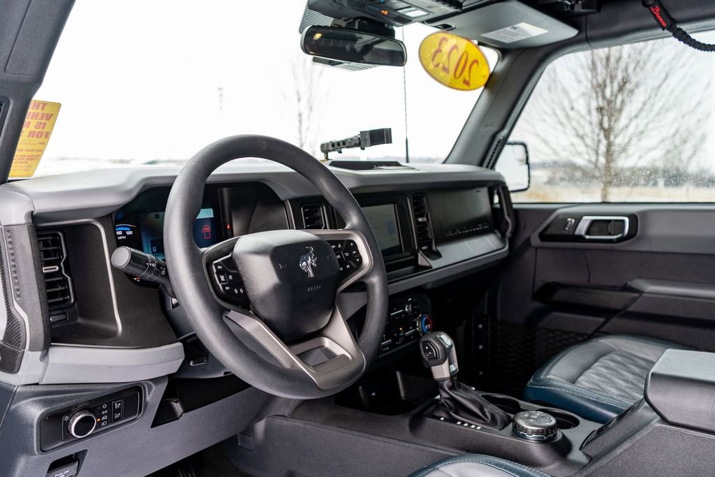 Used 2023 Ford Bronco Base image 19