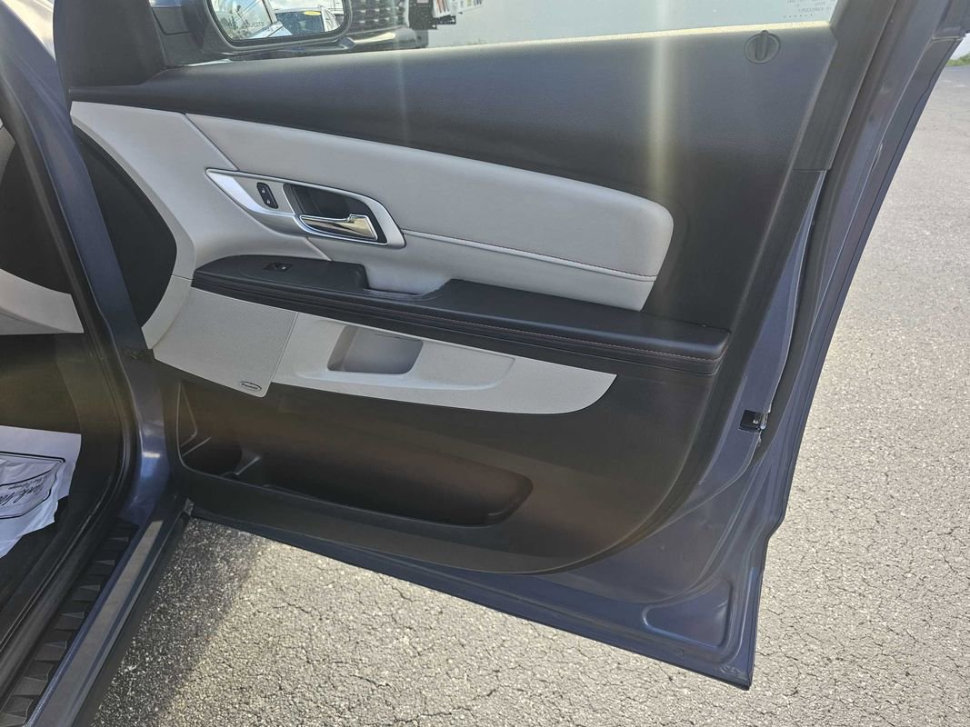 Used 2012 GMC Terrain SLE image 25
