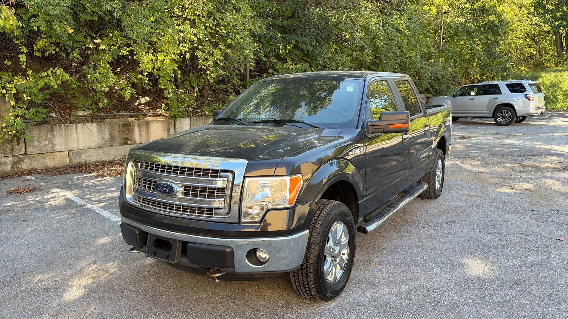 Used 2013 Ford F150 XLT w/ Luxury Equipment Group image 18