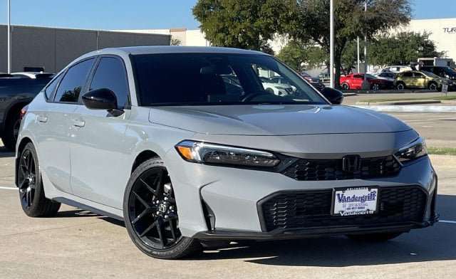 Used 2026 Honda Civic Sport image 2