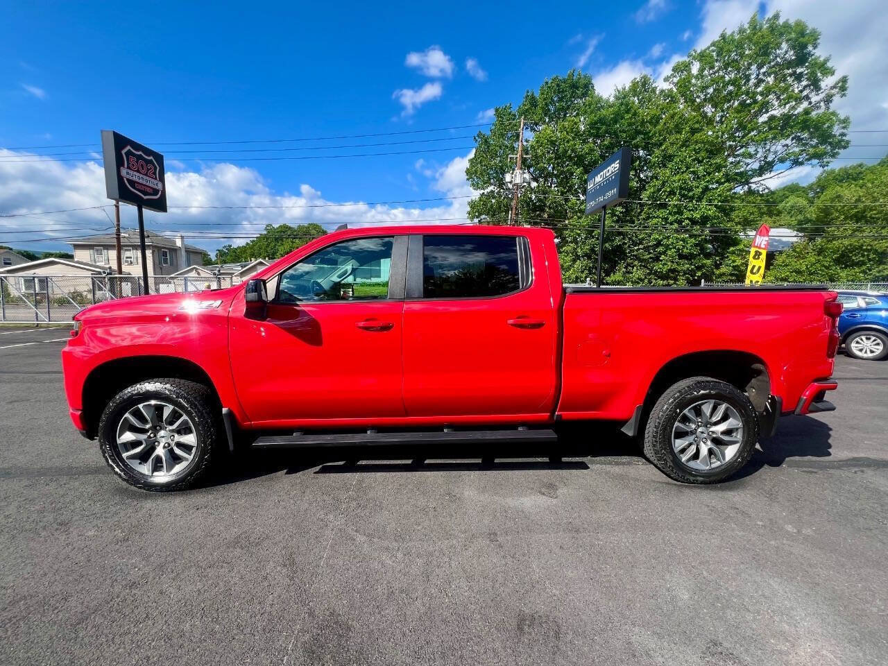 Used 2021 Chevrolet Silverado 1500 RST w/ True North Edition Plus AWD/4WD image 2