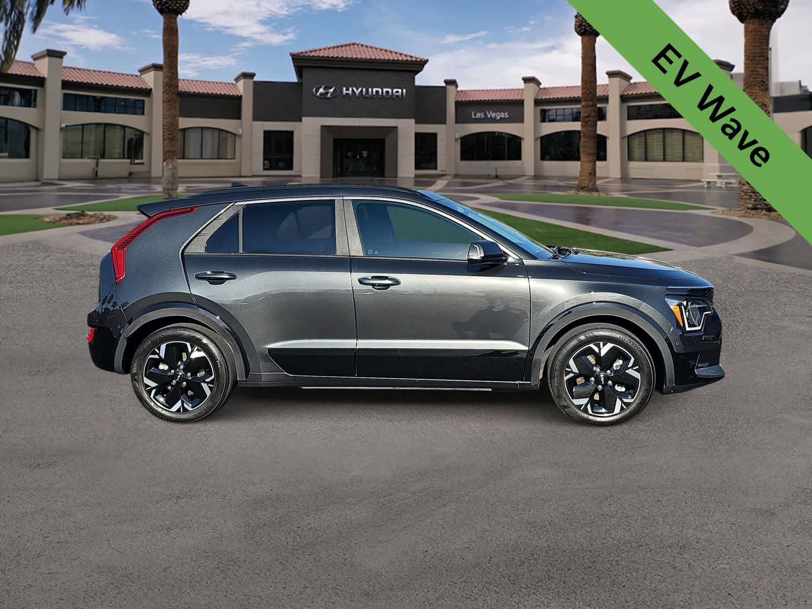 Used 2024 Kia Niro Wave FWD image 9
