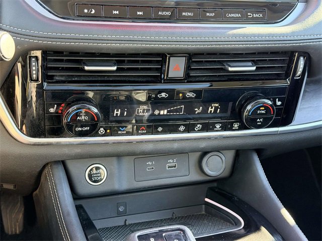 Used 2022 Nissan Rogue Platinum w/ Head-Up Display Package image 22