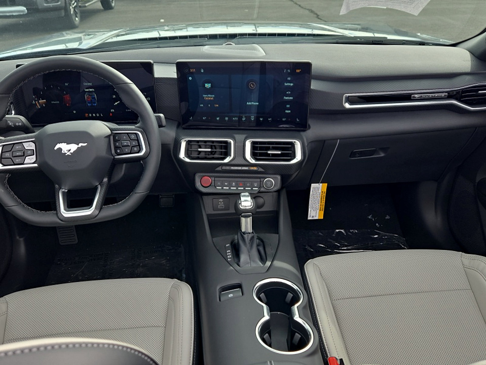 Used 2026 Ford Mustang Premium RWD image 9