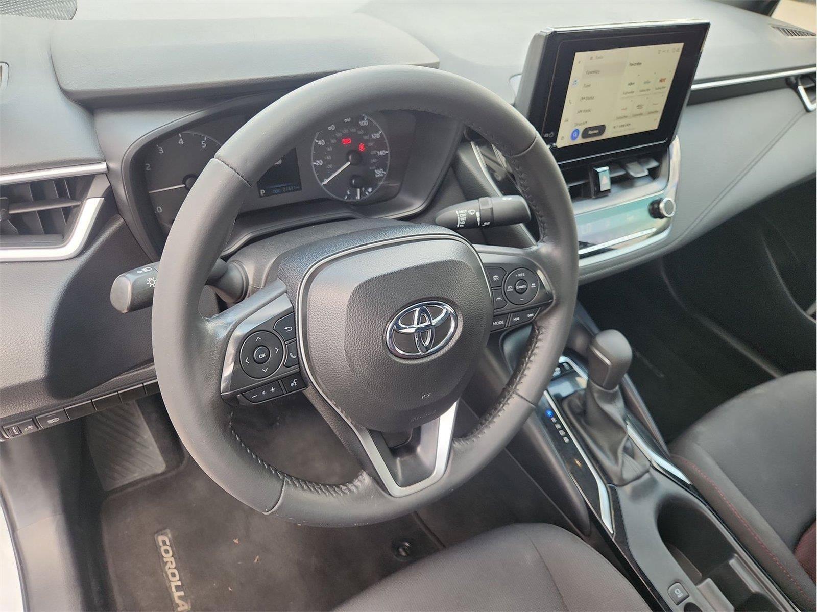 Used 2024 Toyota Corolla SE FWD image 10