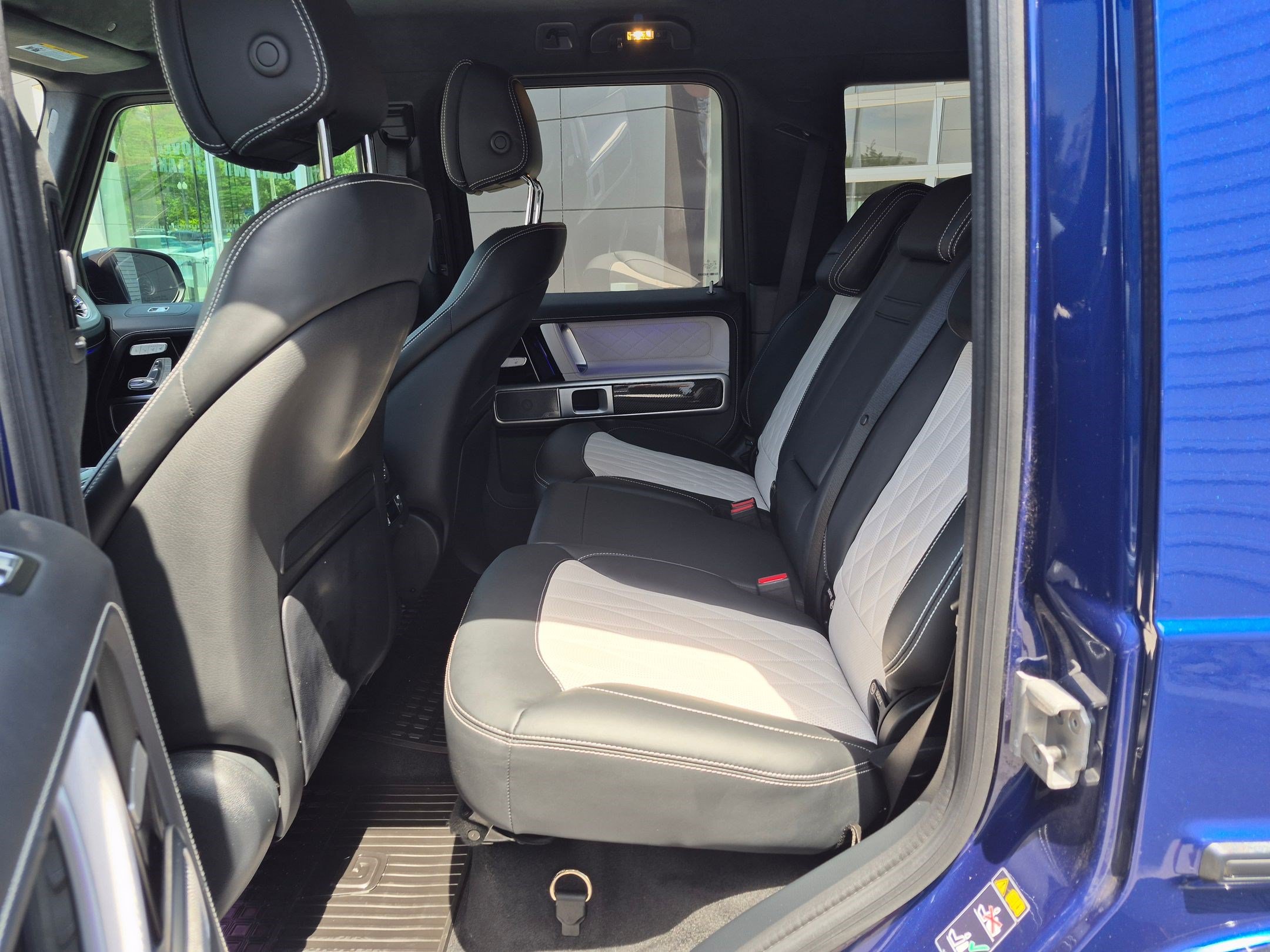 Used 2025 Mercedes-Benz G 63 AMG 4MATIC image 27