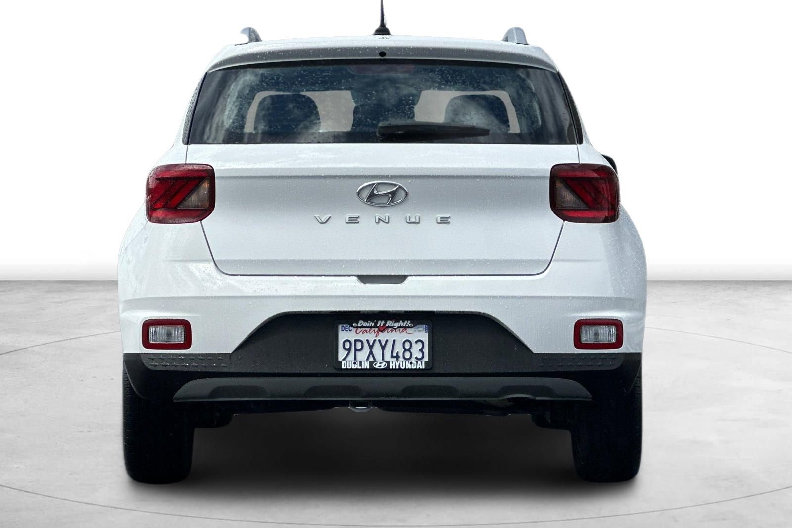 Used 2025 Hyundai Venue SEL FWD image 5